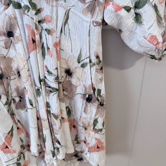 Reformation Floral V-Neck Romper - Picture 4 of 6